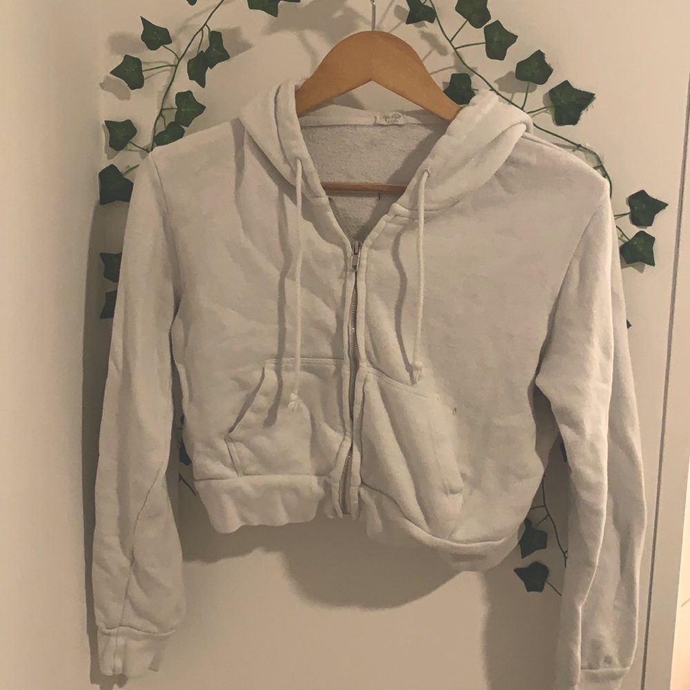 Cropped white hoodie